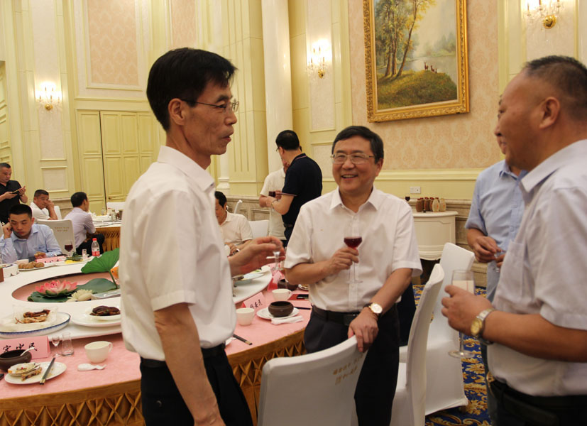 楊安民從業(yè)卅五周年系列報(bào)道--“璀璨卅五年，榮耀共分享”紀(jì)念晚宴
