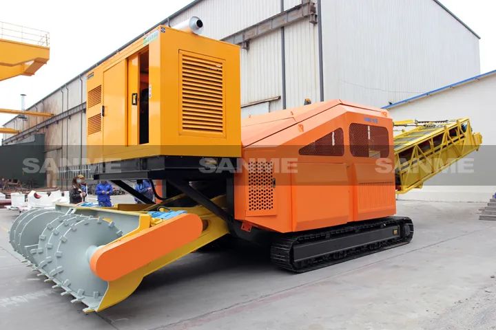 顛覆傳統(tǒng)裝車方式，山美履帶式取料機(jī)助您實(shí)現(xiàn)降本增效、節(jié)能減排！